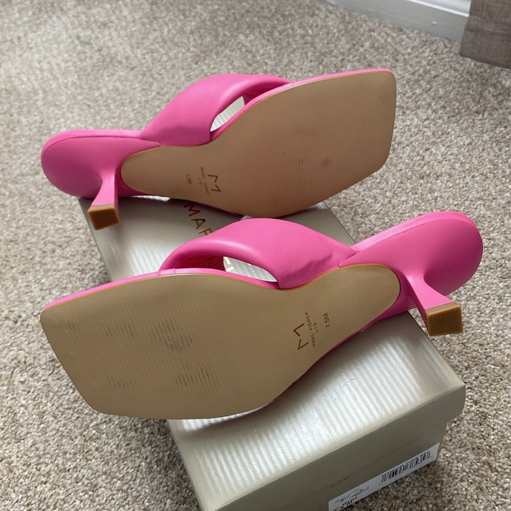 Marc Fisher CiCi Sandal - Picture 4 of 8